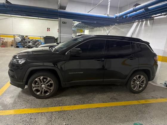 JEEP COMPASS 1.3 T270 TURBO FLEX LONGITUDE AT6